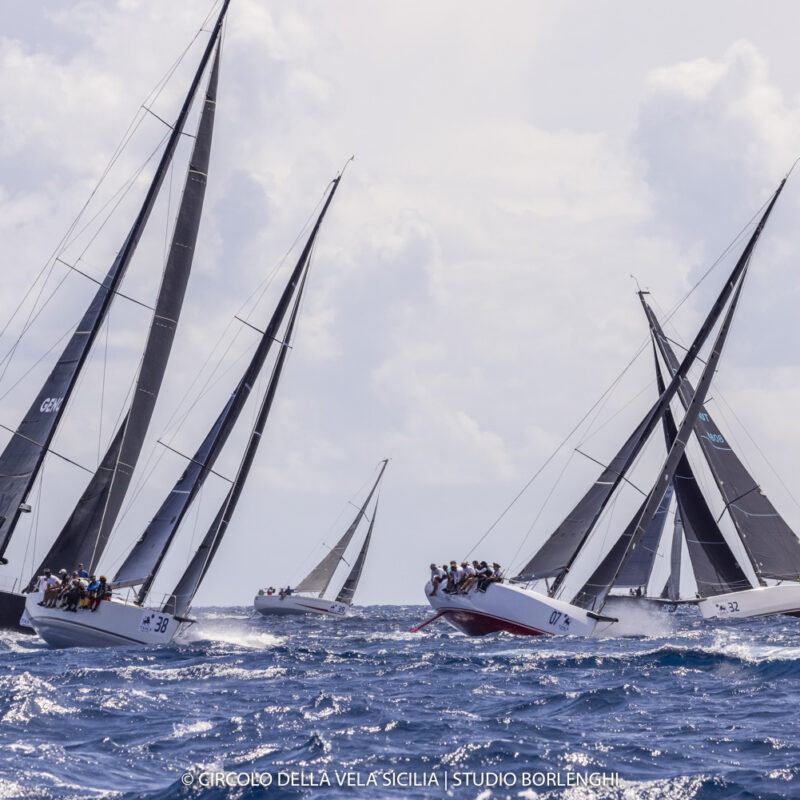 LA SPETTACOLARE PARTENZA DELLA 19ma PALERMO-MONTECARLO: VENTO DA 0 A 20 NODI!
