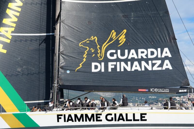 NICE – FIAMME GIALLE