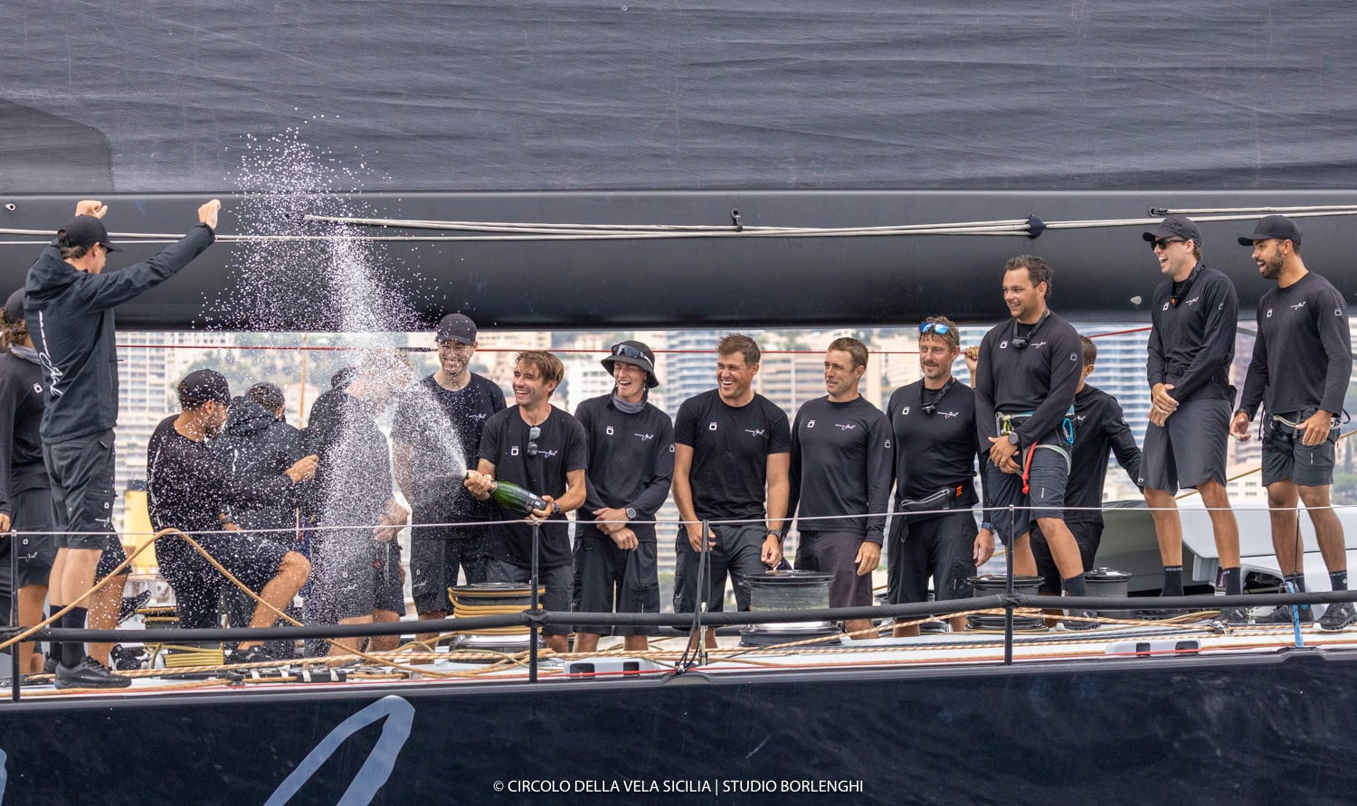 Black Jack 100 takes Line Honors in 47h, 26m, 44s – STORMY COMING: RACE SUSPENDED